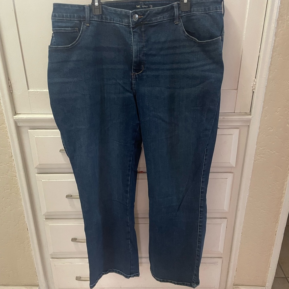 Lee Easy Fit Blue Jeans